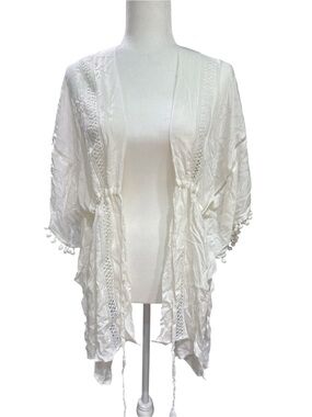 Vince Camuto White Open-Front Pom Pom Trim Kimono Wrap